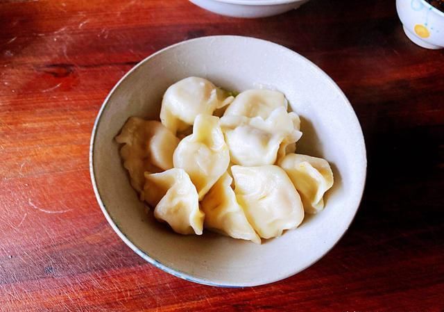 正确|萝卜饺子,做的时候有人焯水有人直接包,都不对!这样才正确