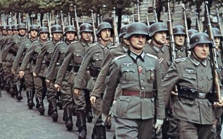 德军|二战德国投降后，与苏军最后一战—布拉格战役，86万德军成俘虏