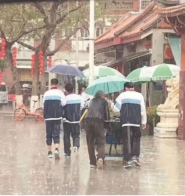 骨子里|深到骨子里的教养,都藏在这些细节里