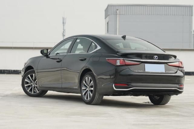  优惠|最高优惠超6万元 四款老板级中大型豪华座驾推荐