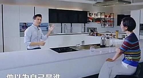  节目|参加节目带10名“随从”，新生代明星排场真大，谢霆锋都生气了