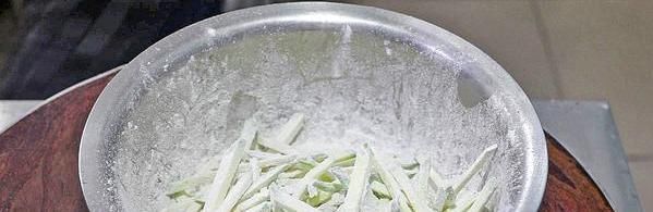  汤新|大厨教你西葫芦汤新吃法，软嫩鲜香又营养，特别适合夏季喝