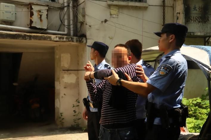 正义|为了正义，为了一对在家被杀害的母女