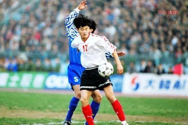  球衣|盘点大连足球历代球衣！哪一款是你的最爱？