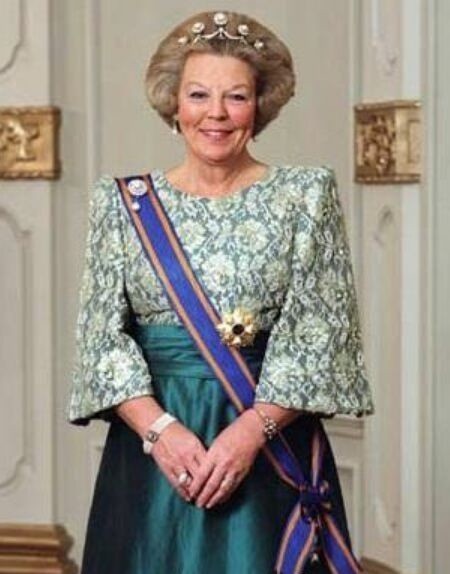 君主|至今统治荷兰的朝代——奥伦治拿骚王朝历代君主，连续三代是女王