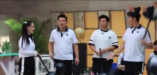 节目|李晨说话冒犯柳岩被批:不是每个无心之失,都值得被体谅