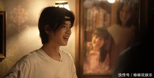 吓成|《密逃》空降开播,Justin凭胆量成为全场最A,邓伦被吓成小姑娘