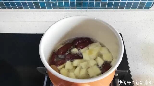 咳嗽|咳嗽最怕这个汤，每天早晚喝一碗，清肺止咳又平喘，不懂就可惜了