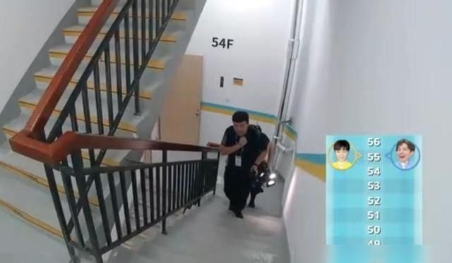  节目中|综艺的工作人员为啥不敢入境？《跑男》编导一句话瞬间让网友心疼