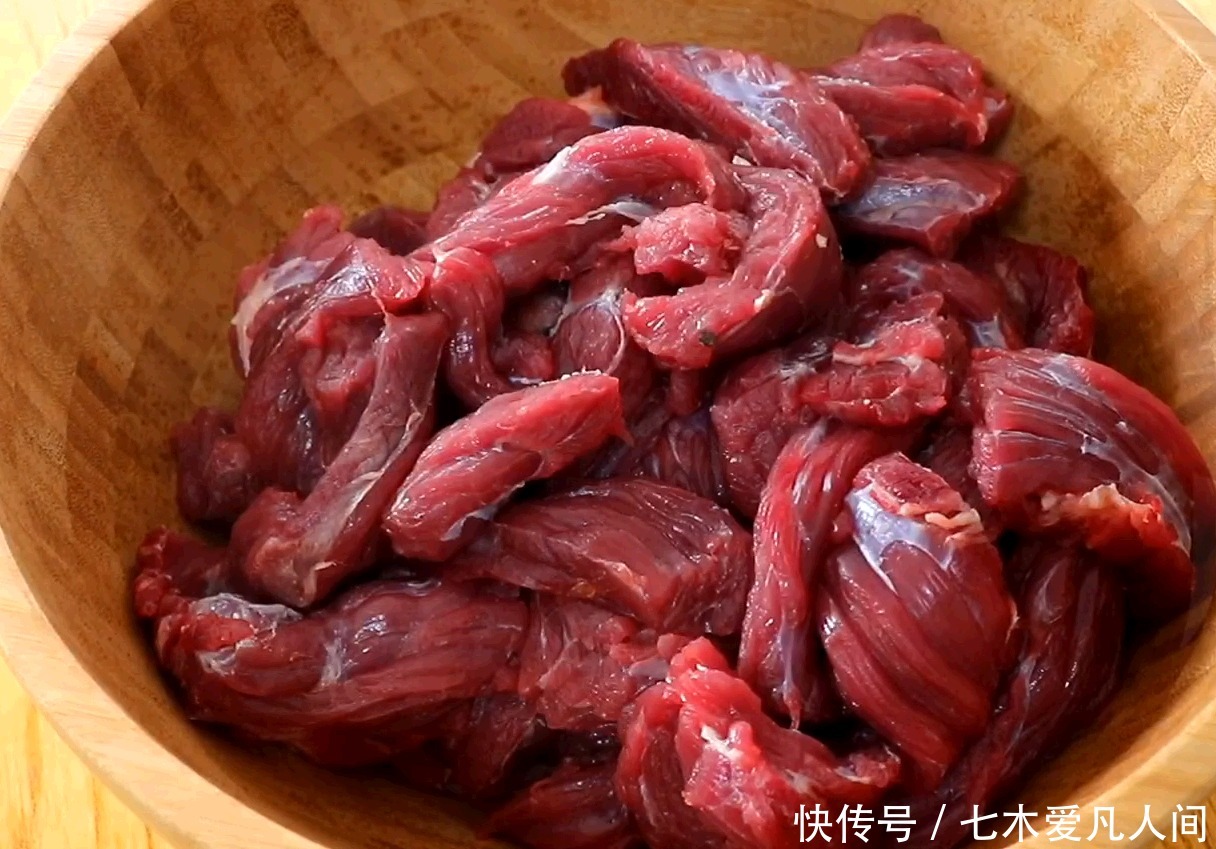 鲜香|在家自制手撕牛肉干,做法简单易学,鲜香麻辣,越嚼越香,真过瘾