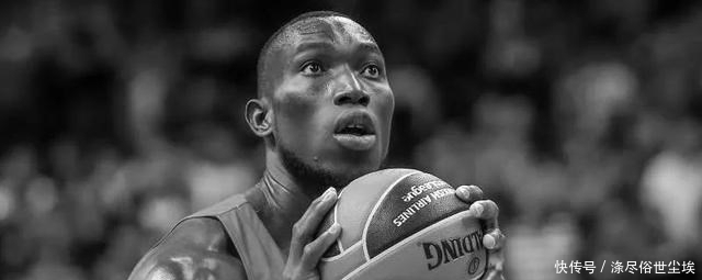  倒地|篮球界噩梦年！年仅27岁的NCAA大中锋，突然倒地猝死，原因太可怕