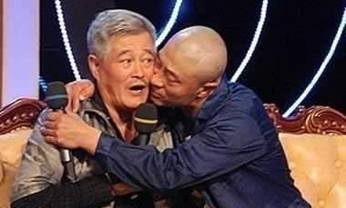 唯独|赵本山众徒弟都玩直播,为何唯独拿刘能“开刀”?背后是爱与恨!