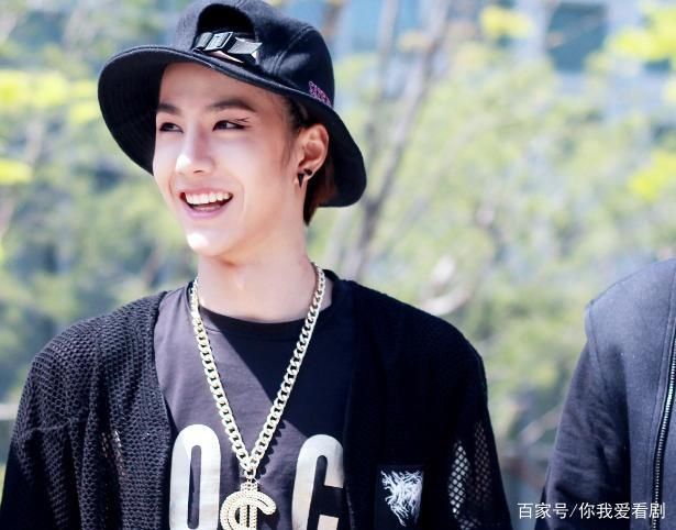  治愈|见过王一博的笑容后，观众就会发现，感染力和治愈力是明星的爱