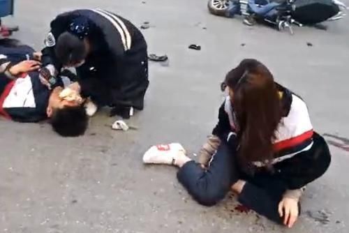  交通|为交警点赞！学生骑电动车闯红灯被撞飞，处理结果让人拍手称快