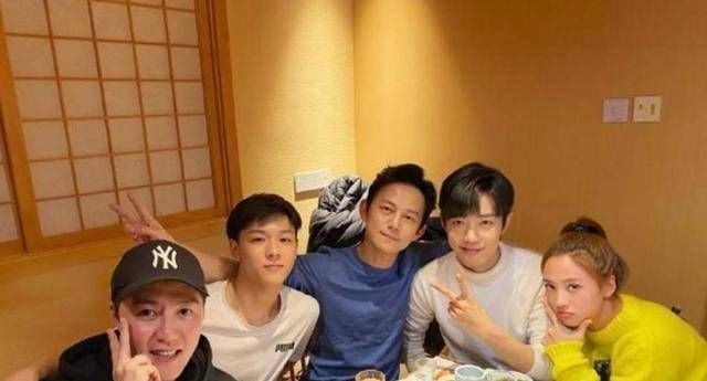 生活4|黄晓明和黄磊在《向往的生活》疑似鼓励肖战,何炅一句话都没说