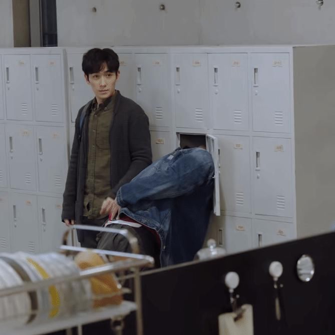 快乐|《重启》热播，朱一龙的天然搞笑，是我最近的快乐源泉