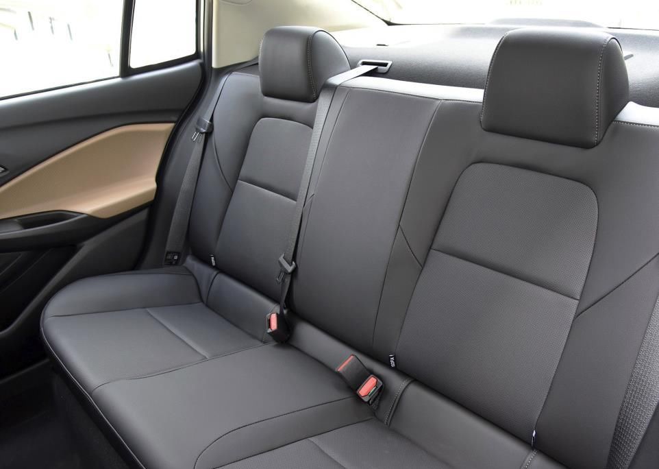  雪佛兰|都是8万，艾瑞泽5和雪佛兰科沃兹如何选？对比后能否看出差别？