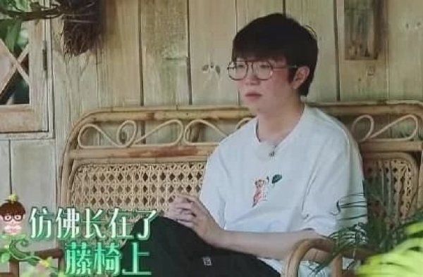  不易|向往的生活爆笑名场面：毛不易放空被关心，周深只想着赚钱？