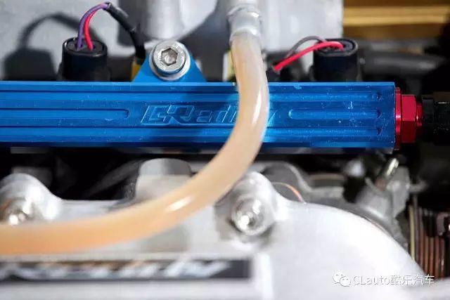  姑娘|我也想遇见个开R32 GT-R的姑娘，然后深陷其中不可自拔