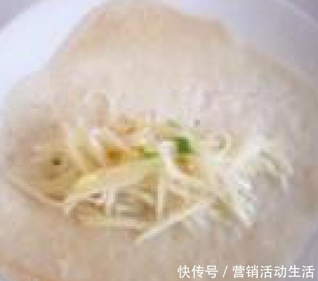 土豆丝|土豆丝卷饼，柔软劲道，凉了也不硬，早餐别出去买了