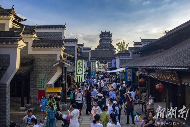  开街|铜官草市开街运营