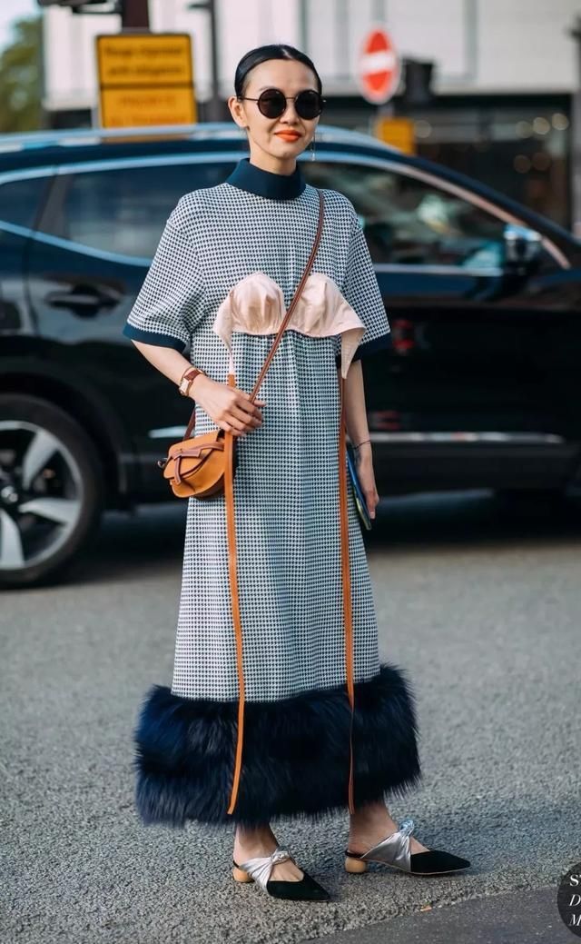 裙子|早秋最美的5条裙子，可以安排了