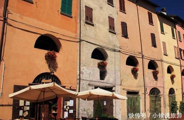  高楼|藏于高楼的“空中街道”，宽2米，有百年历史，却被称“驴之道”