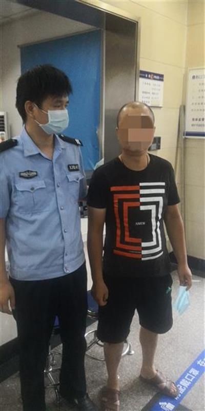 骑车|男子骑车撞倒14岁男孩逃逸,两小时后良心发现投案自首