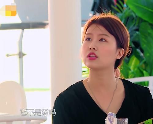  赵丽颖|杨超越点菜出错，被质疑来中餐厅捣乱，救场方式引争议