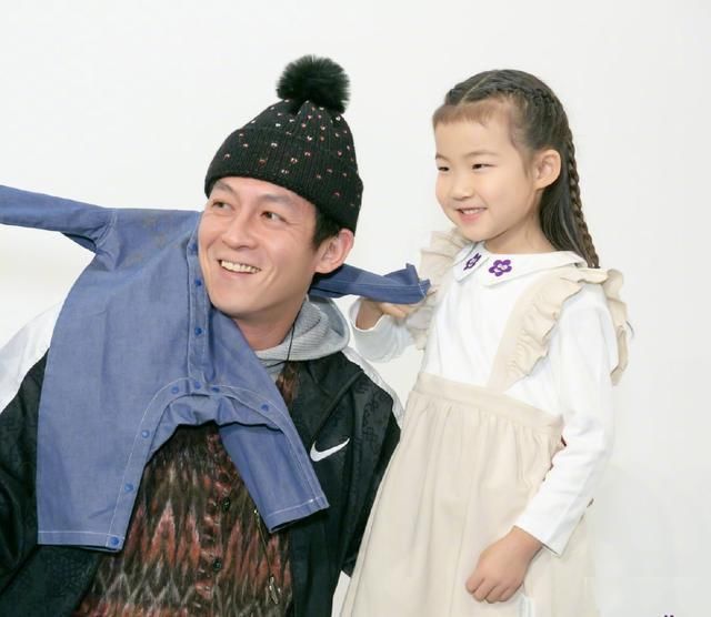  陈冠希|6位中年男明星素颜照：黄晓明被嘲像大衣哥，陈冠希满脸黑斑