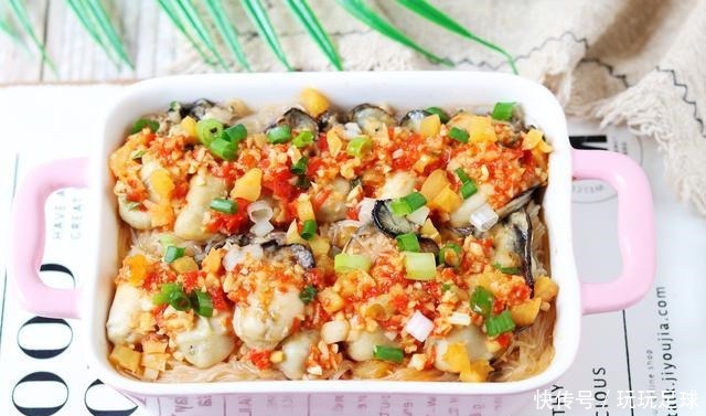 新鲜的生蚝|秋天，不要错过美味的生蚝，学过这3步，挑选到汁肥肉嫩的生蚝