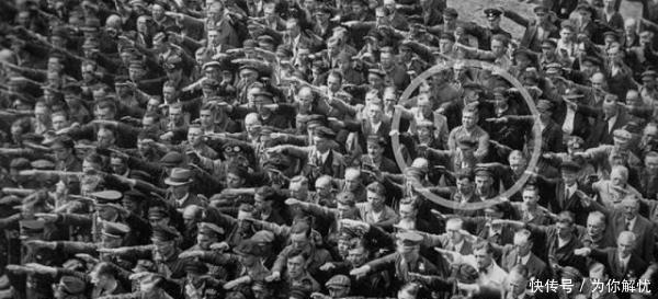 老照片|这一组骇人的老照片!真实还原那时的场景!这一组骇人的老照片!真实还原那时的场景!