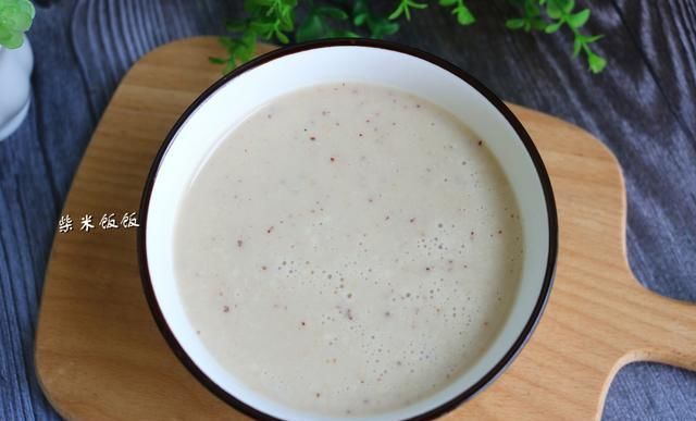  薏米|早餐除了喝牛奶，这个选择也不错，4种食材搭配，比牛奶还香