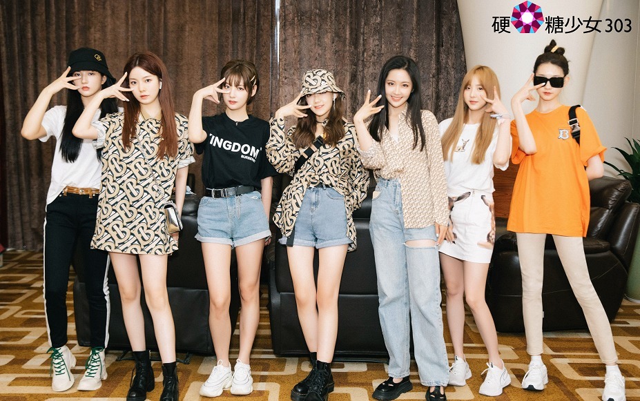 硬糖少女303|硬糖少女成团3个月共参加6档综艺,2人有个人资源,她曝光度最低