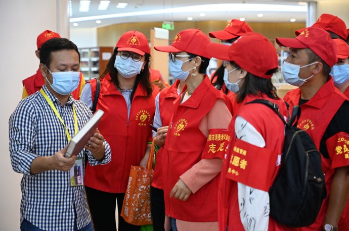  价值观|观城市发展、品沁人书香，用行动践行社会主义核心价值观！