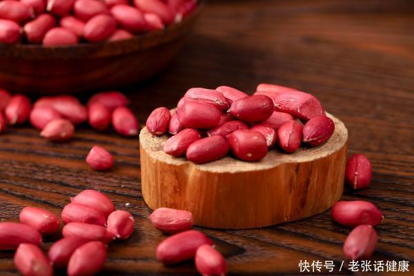 大量上市！铁是番茄的12倍，中老年常吃这4样，面色红润精气神足2023