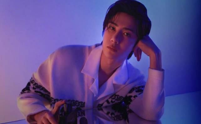  人能|王一博：没有人能连续爆红两个夏天，他做到了！