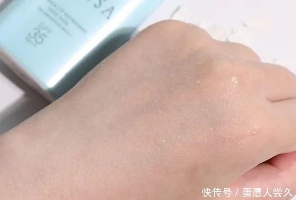  防晒|敢和安耐晒抢C位，这款防晒是吃了熊心豹子胆吗！