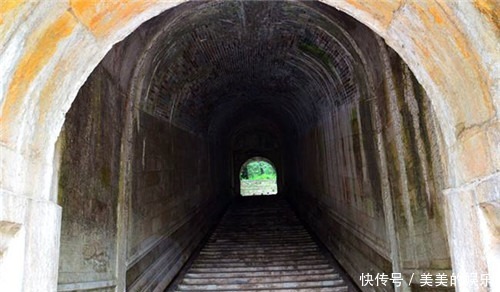 真相|皇帝下葬后，最后一名工匠怎么出来盗墓贼孙殿英道出了真相