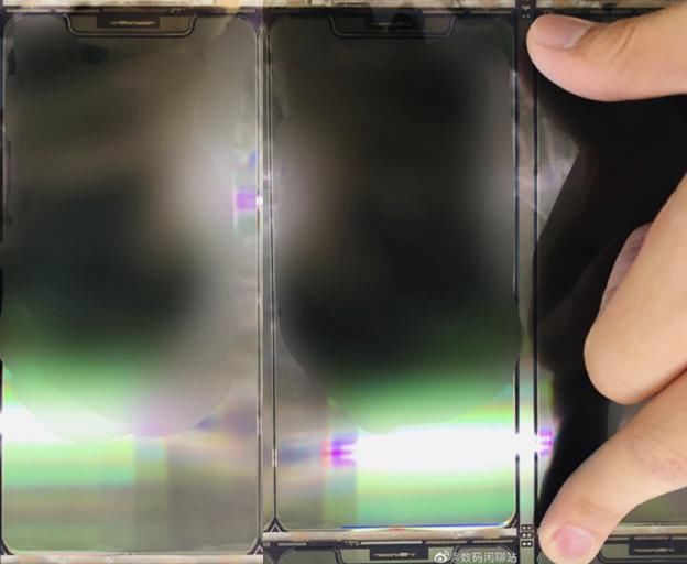  疑似|5.4英寸iPhone 12前面板谍照疑似曝光