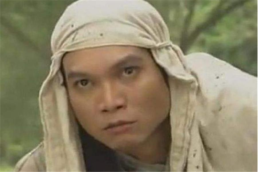 饰演|他饰演的反派深入人心，巅峰时却选择退出，如今怎样了？