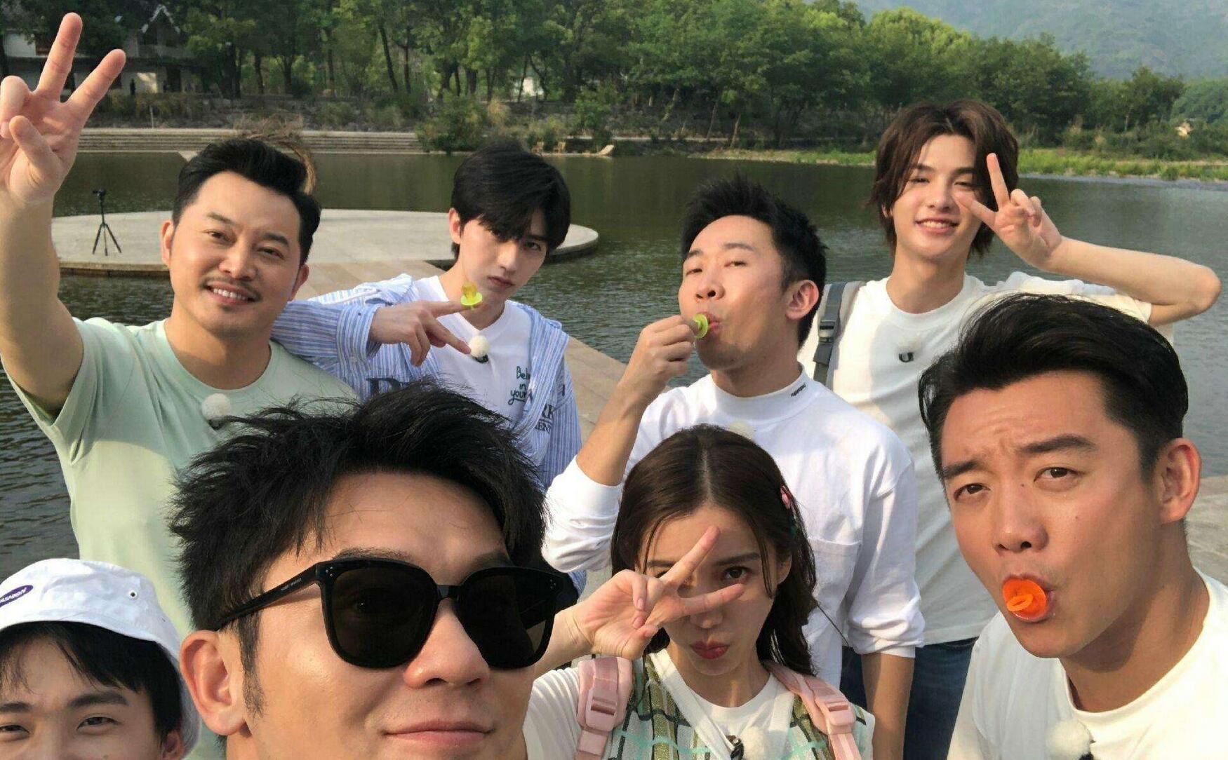  男官|新一季跑男官宣，到来嘉宾都是高人气，得知蔡徐坤女搭档后必追