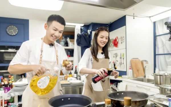 好朋友|?他受陈坤力捧,《老炮儿》《中餐厅》都有他,却因情商低捧不火