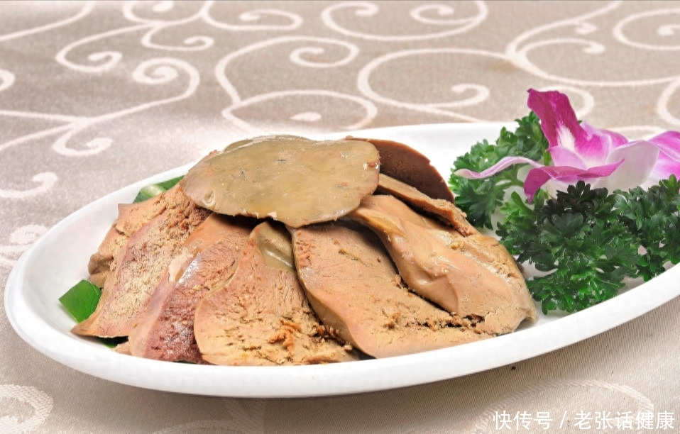 血脂总降不下来？或是没管住嘴，4种食物能不吃就不吃，早知为好2023