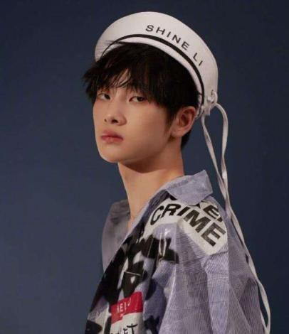  官宣|《明日之子》演唱会官宣，四季导师明星学员全面回归，网友：爷青回