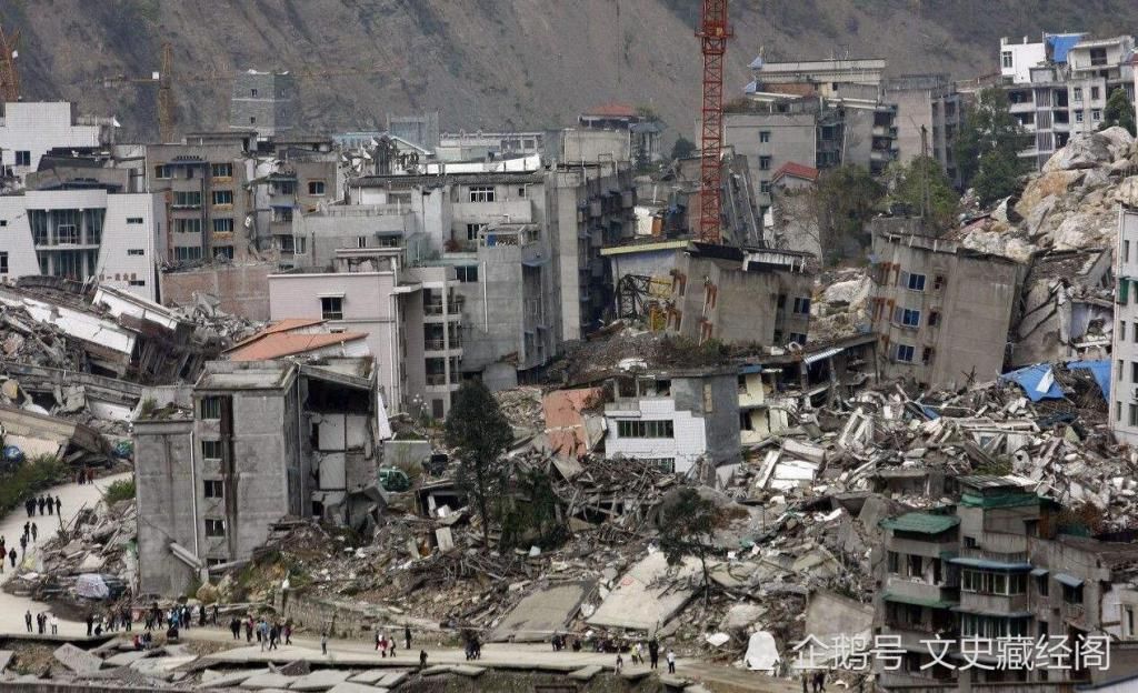 独臂|12年前，在汶川地震中失去右手的独臂女孩李欣雨，今年高考625分