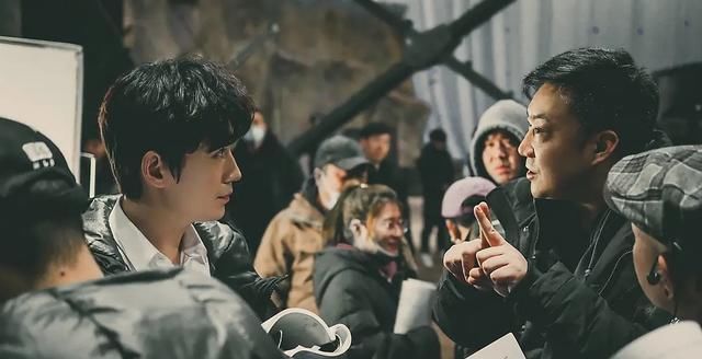 影视剧|《重启之极海听雷》未播先火?为何还是可能输给《龙岭迷窟》?