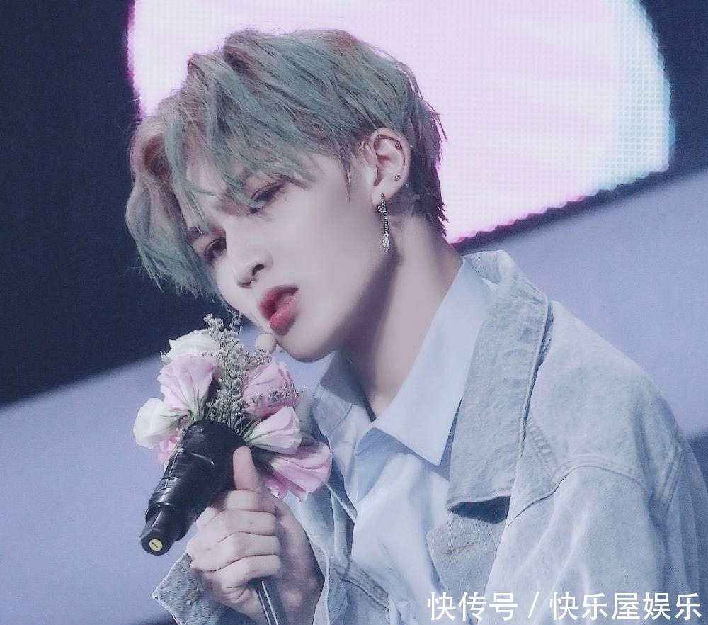 公司|乐华艺人是提线木偶朱正廷演唱会读信,竟发现内容被篡改