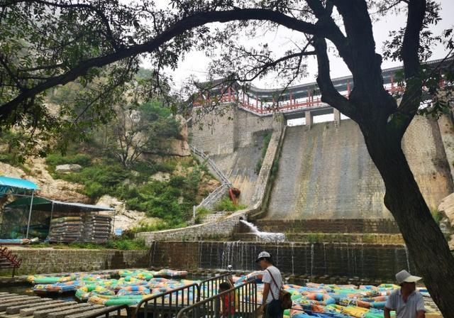  异石|中国镇山之首，十六位皇帝登临，奇峰异石飞瀑，沂山游玩全攻略