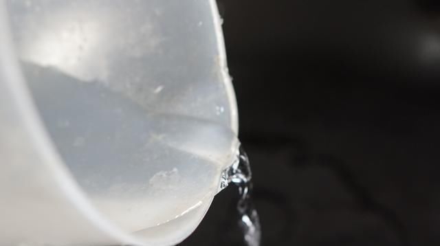  倒入|立秋后这菜2块钱一把，熬汤特鲜美，清热祛燥，这个秋天都精神